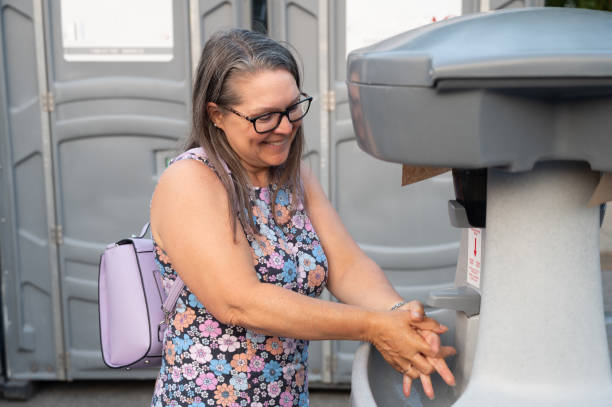 Best Porta potty rental near me  in Ferry Pass, FL